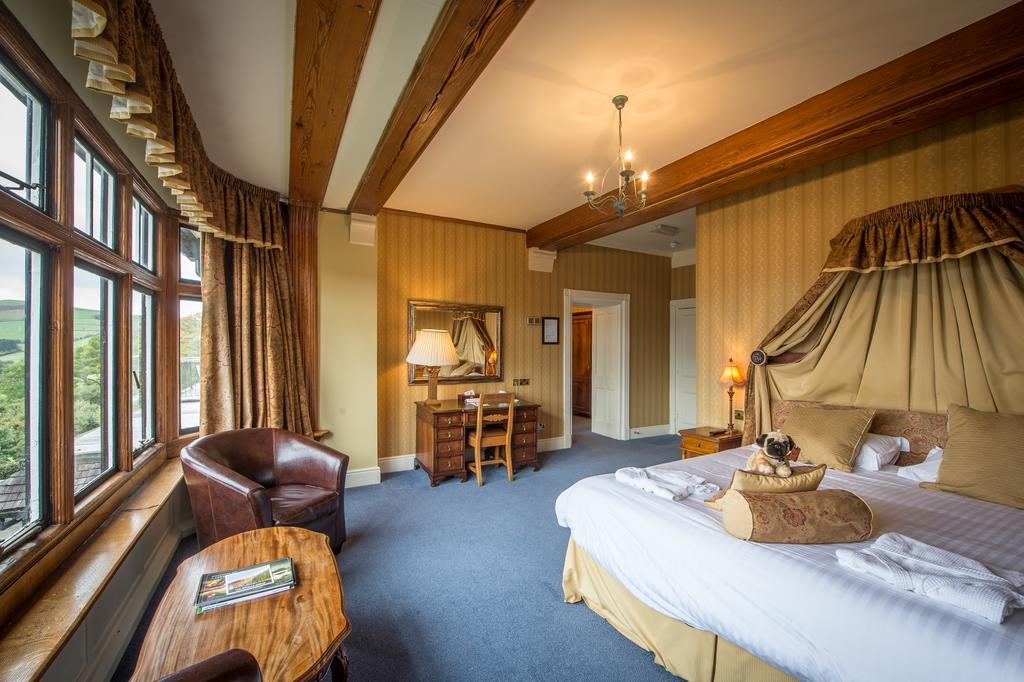 Hirnant Lake Vyrnwy Hotel & Spa מראה חיצוני תמונה